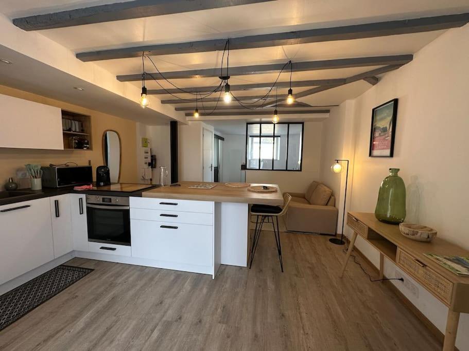 Appartement Moderne Avec Jardin Et Parking Vannes Eksteriør bilde