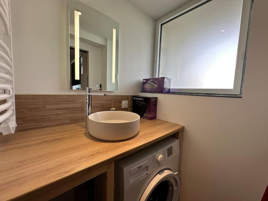 Appartement Moderne Avec Jardin Et Parking Vannes Eksteriør bilde